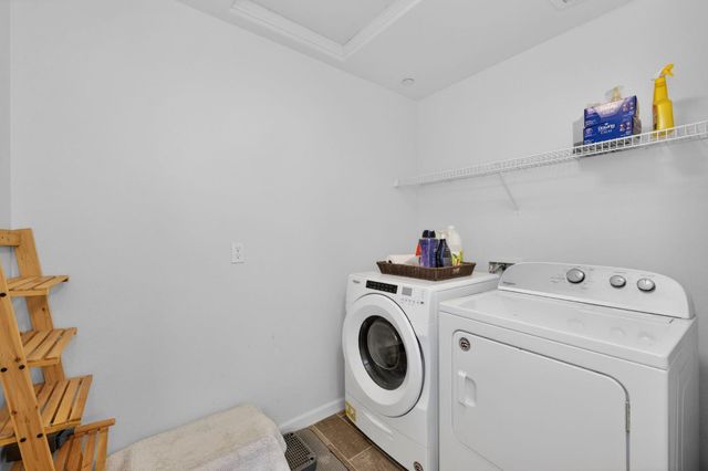 3866 Sussex Avenue, Clovis, CA 93619