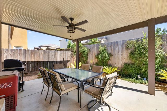 3866 Sussex Avenue, Clovis, CA 93619