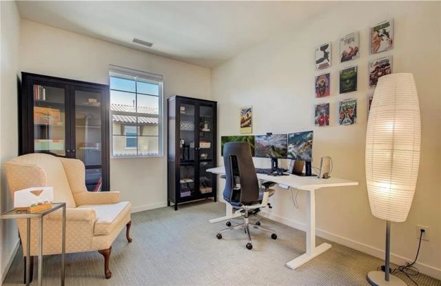 28678 Jardineras Drive, Valencia, CA 91354