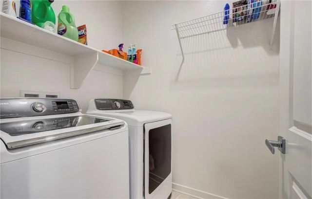 28678 Jardineras Drive, Valencia, CA 91354