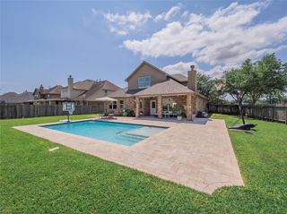 2560 Wild Oak Forest Lane, Seabrook, TX 77586