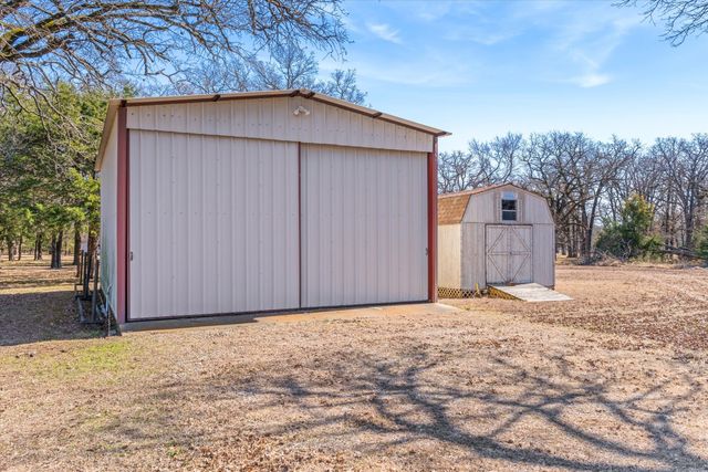 9961 Fm 47, Wills Point, TX 75169