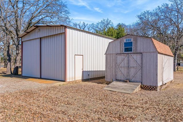 9961 Fm 47, Wills Point, TX 75169