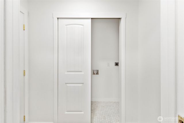 7003 44th Avenue E, Tacoma, WA 98443