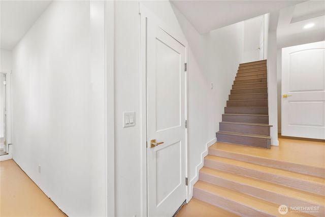 7003 44th Avenue E, Tacoma, WA 98443