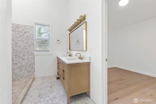 7003 44th Avenue E, Tacoma, WA 98443