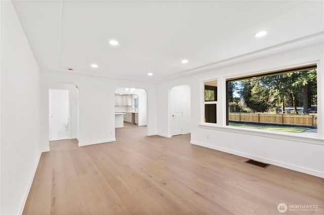 7003 44th Avenue E, Tacoma, WA 98443