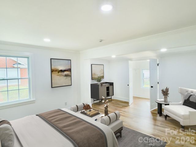 1033 Tracy Drive, Charlotte, NC 28217