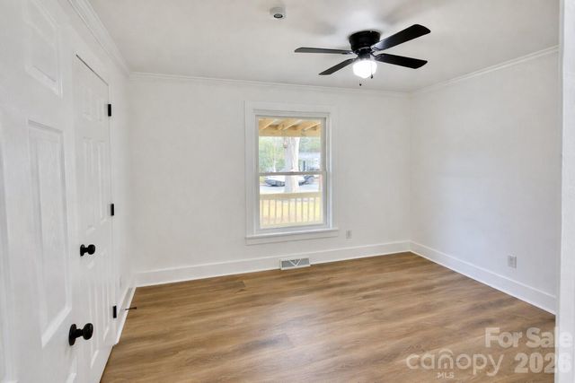 1033 Tracy Drive, Charlotte, NC 28217