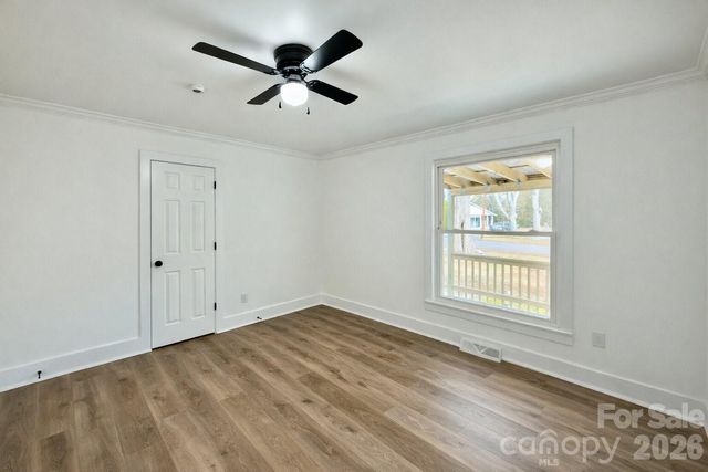 1033 Tracy Drive, Charlotte, NC 28217