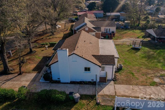 1033 Tracy Drive, Charlotte, NC 28217