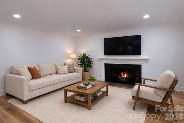 1033 Tracy Drive, Charlotte, NC 28217