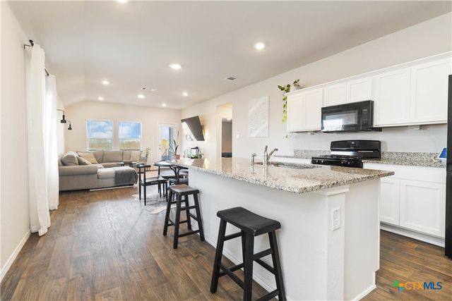 249 Calgary Lane, San Marcos, TX 78666