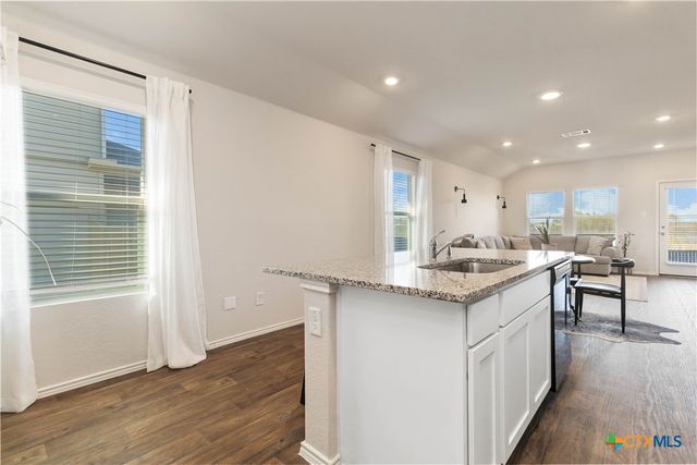 249 Calgary Lane, San Marcos, TX 78666