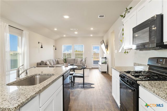 249 Calgary Lane, San Marcos, TX 78666