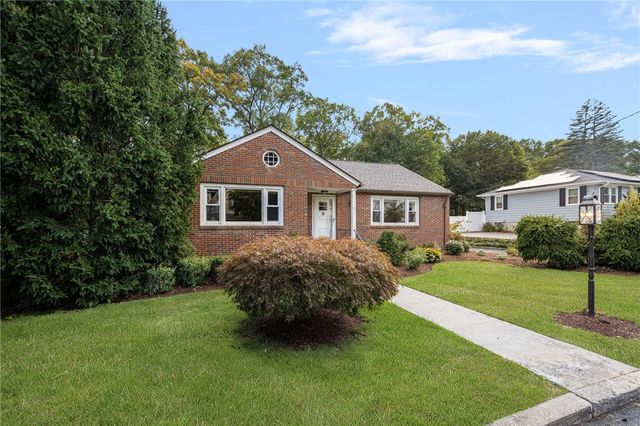 12 Bowen Street, Johnston, RI 02919