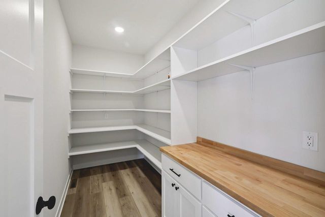 4082 Hanover Drive, Deforest, WI 53532