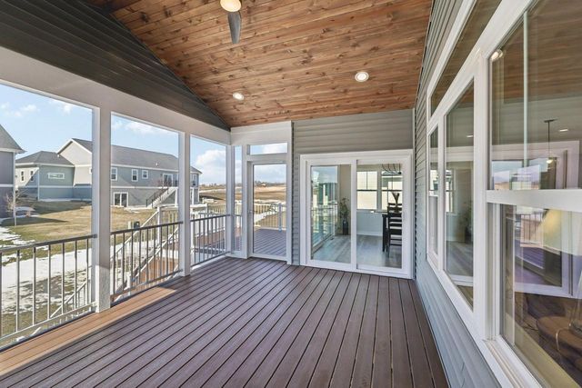 4082 Hanover Drive, Deforest, WI 53532