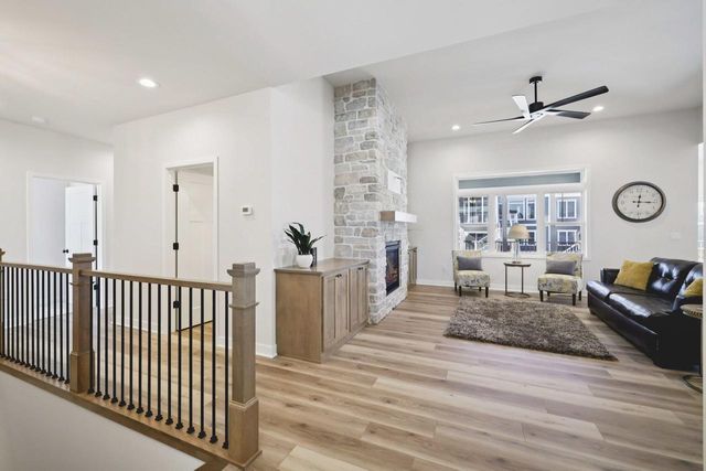 4082 Hanover Drive, Deforest, WI 53532