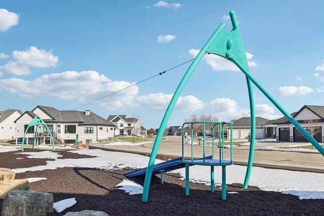 4082 Hanover Drive, Deforest, WI 53532