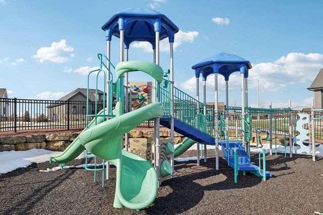 4082 Hanover Drive, Deforest, WI 53532