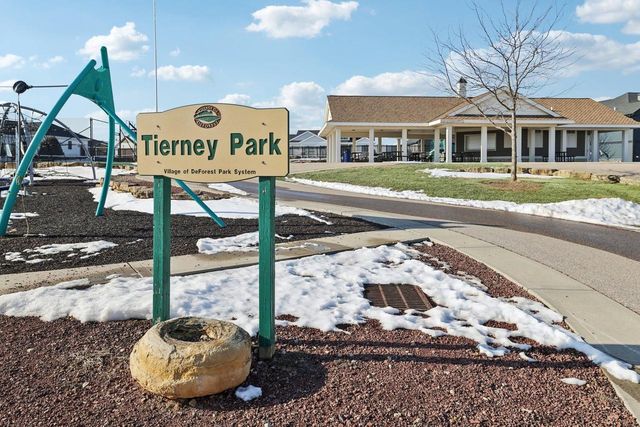 4082 Hanover Drive, Deforest, WI 53532