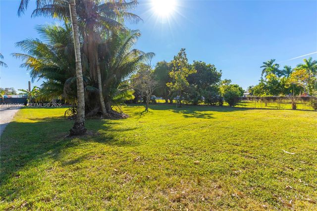 19750 SW 136th Street, Miami, FL 33196