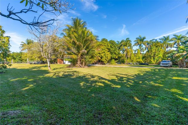19750 SW 136th Street, Miami, FL 33196
