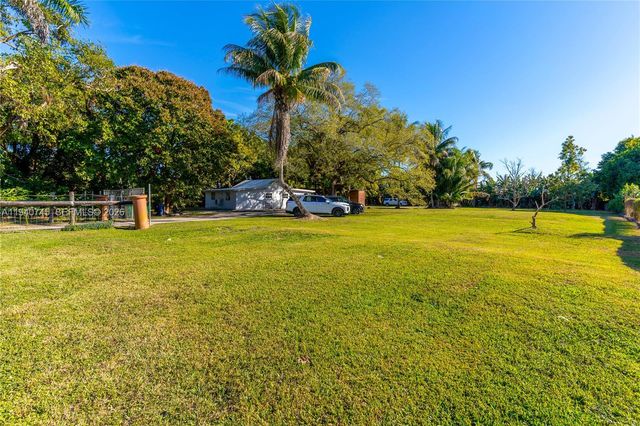 19750 SW 136th Street, Miami, FL 33196