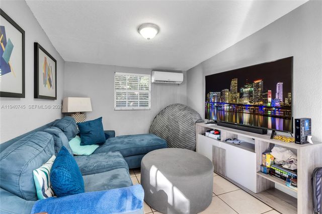 19750 SW 136th Street, Miami, FL 33196