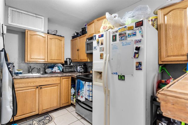 19750 SW 136th Street, Miami, FL 33196