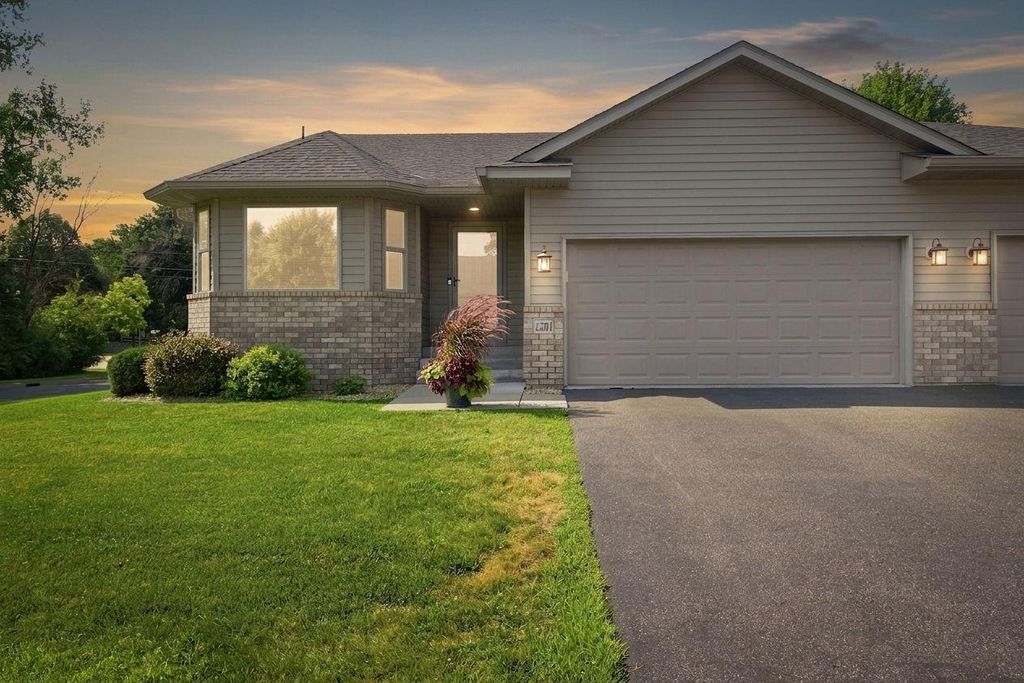 1501 Comstock Lane N, Plymouth, MN 55447 — photo 3