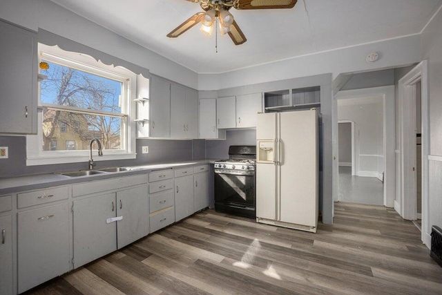 934 10th Street, Grand Rapids, MI 49504