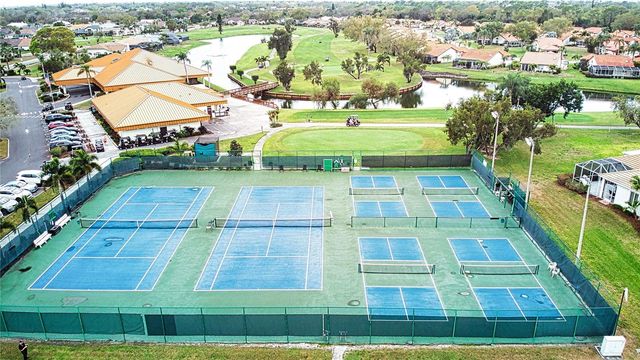 4907 KILTY COURT E, Bradenton, FL 34203