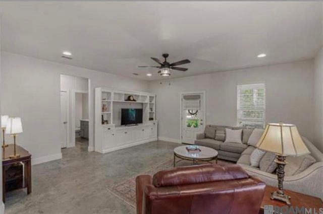 4442 39th St, Zachary, LA 70791
