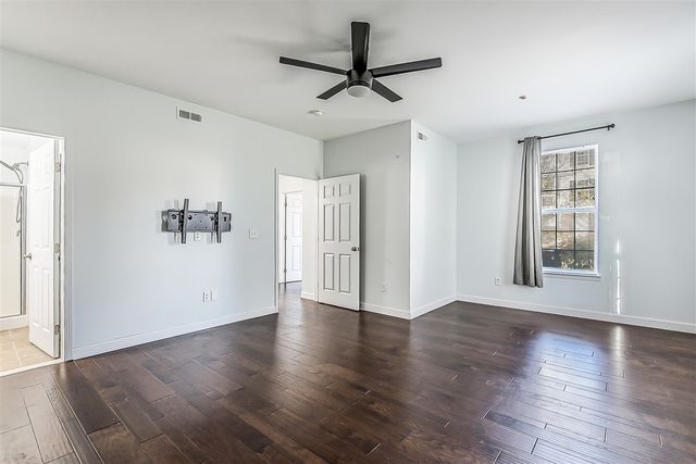 922 W Summerfield Glen Circle, Ann Arbor, MI 48103