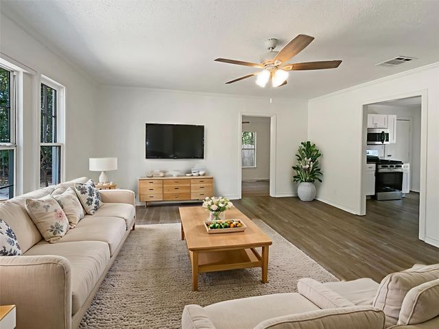 6720 Craig Street, Fort Worth, TX 76112