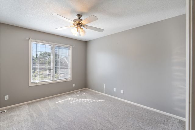 3703 149th Street, Urbandale, IA 50323