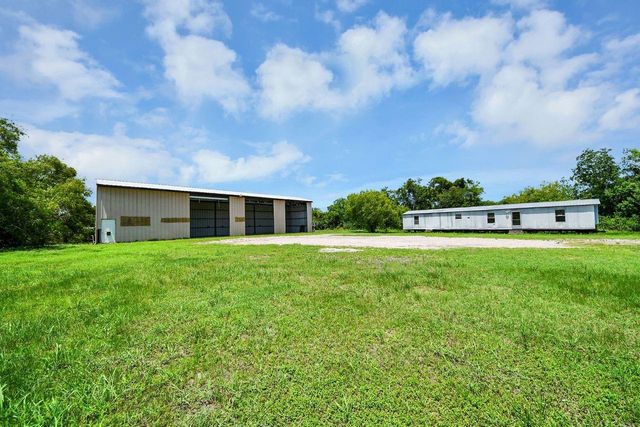 5793 Pearson Road, Santa Fe, TX 77517