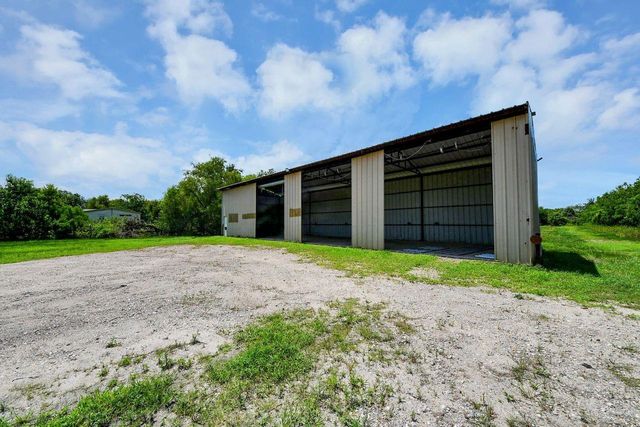 5793 Pearson Road, Santa Fe, TX 77517
