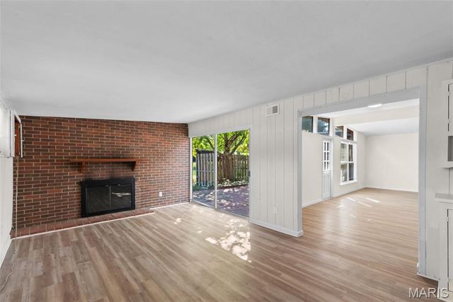 2463 Saint Giles Road, Unincorporated, MO 63122