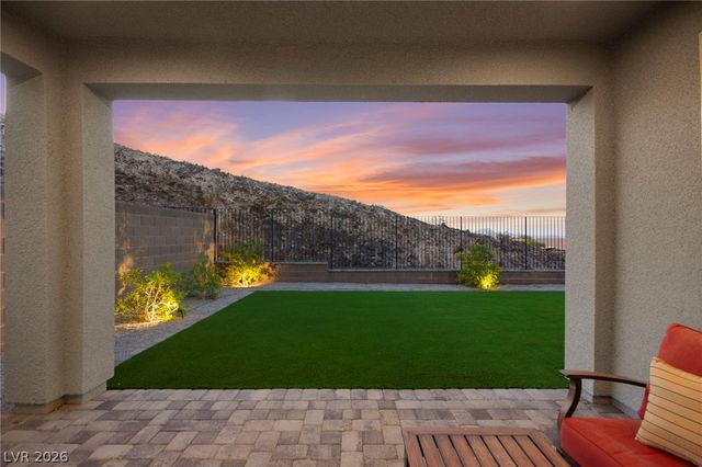 2004 Peaceful Mesa Court, Henderson, NV 89052