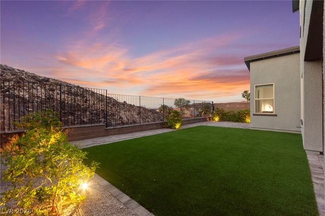 2004 Peaceful Mesa Court, Henderson, NV 89052