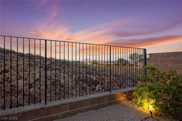 2004 Peaceful Mesa Court, Henderson, NV 89052