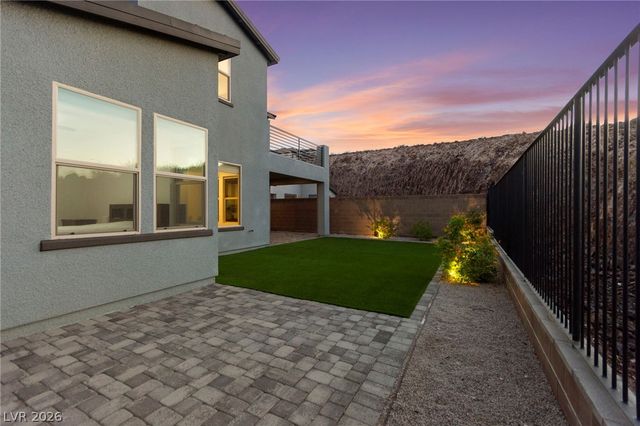 2004 Peaceful Mesa Court, Henderson, NV 89052