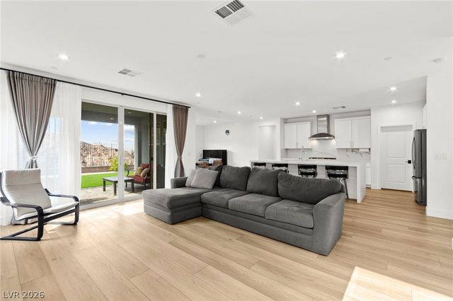 2004 Peaceful Mesa Court, Henderson, NV 89052