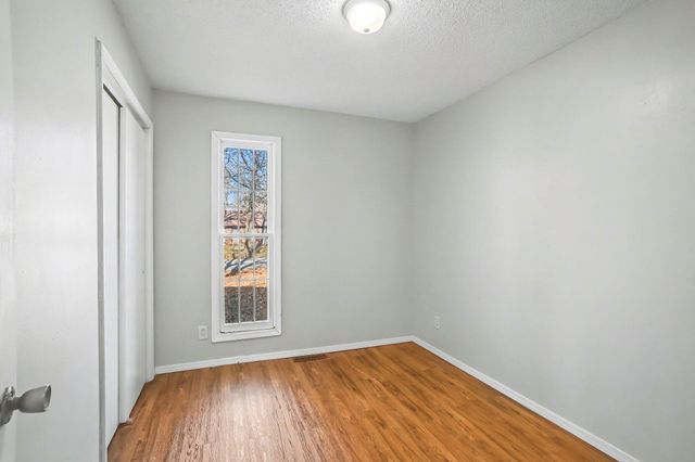 3122 W Edward Street, Springfield, MO 65810