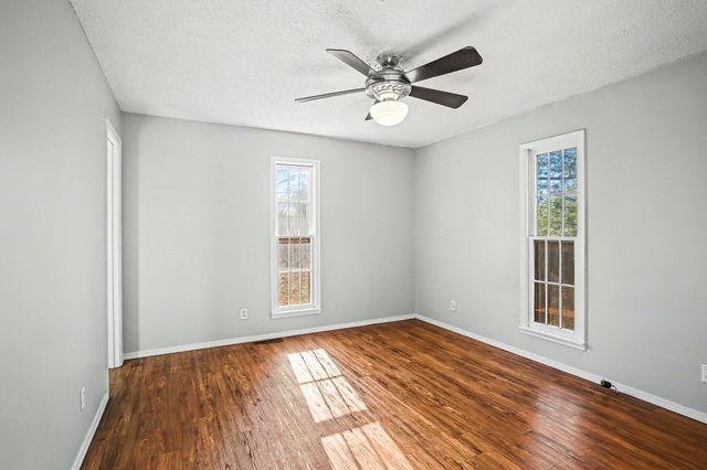 3122 W Edward Street, Springfield, MO 65810