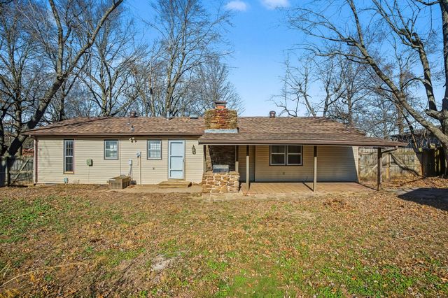 3122 W Edward Street, Springfield, MO 65810