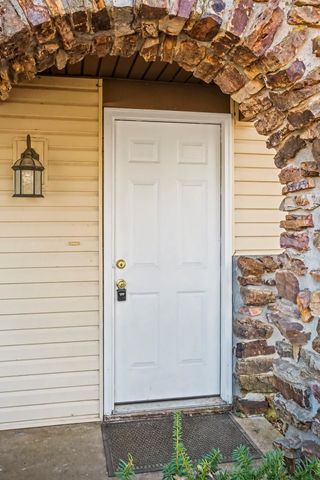 3122 W Edward Street, Springfield, MO 65810